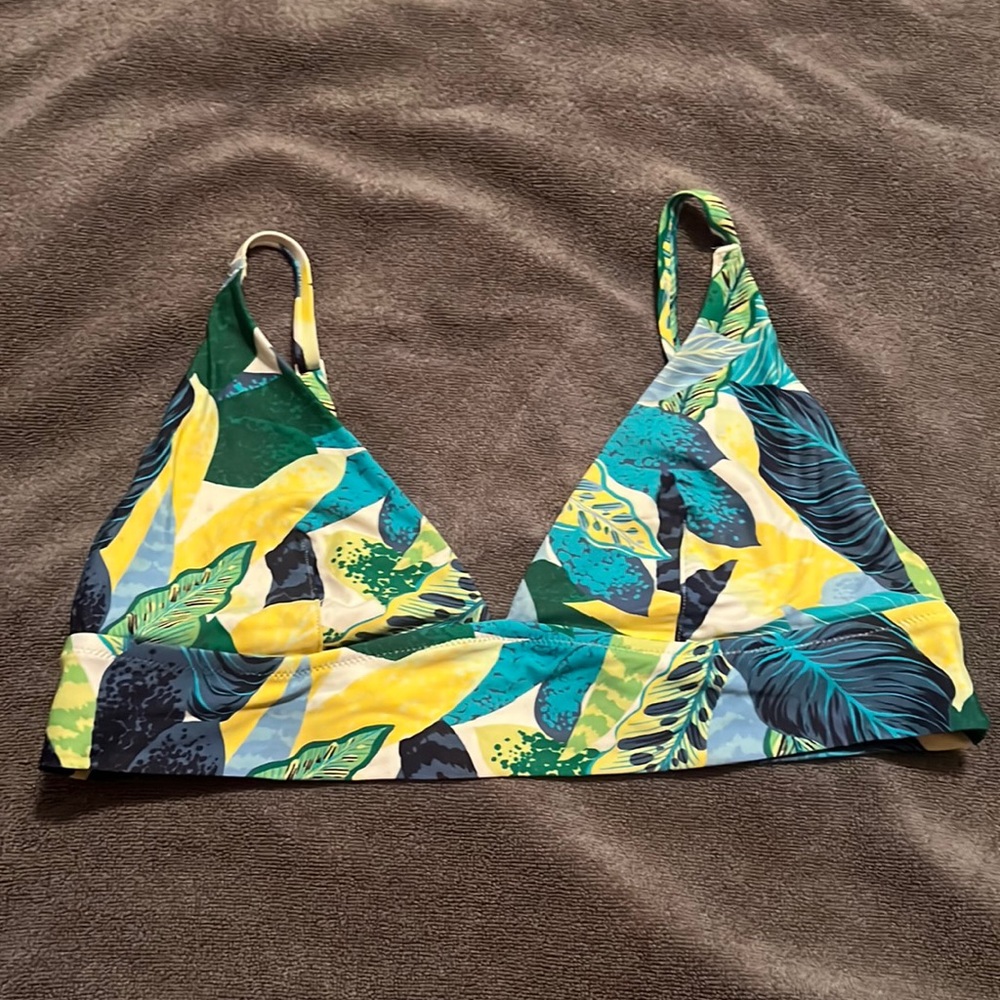 aerie bathing suit top!